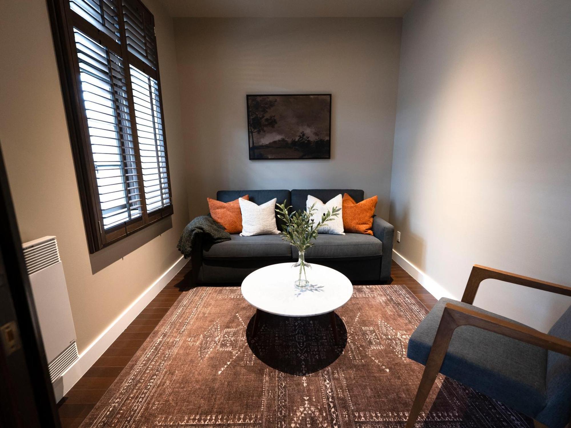 Self Check-In Boutique Hotel - Quartier Latin - Room 201 Montreal Exterior photo