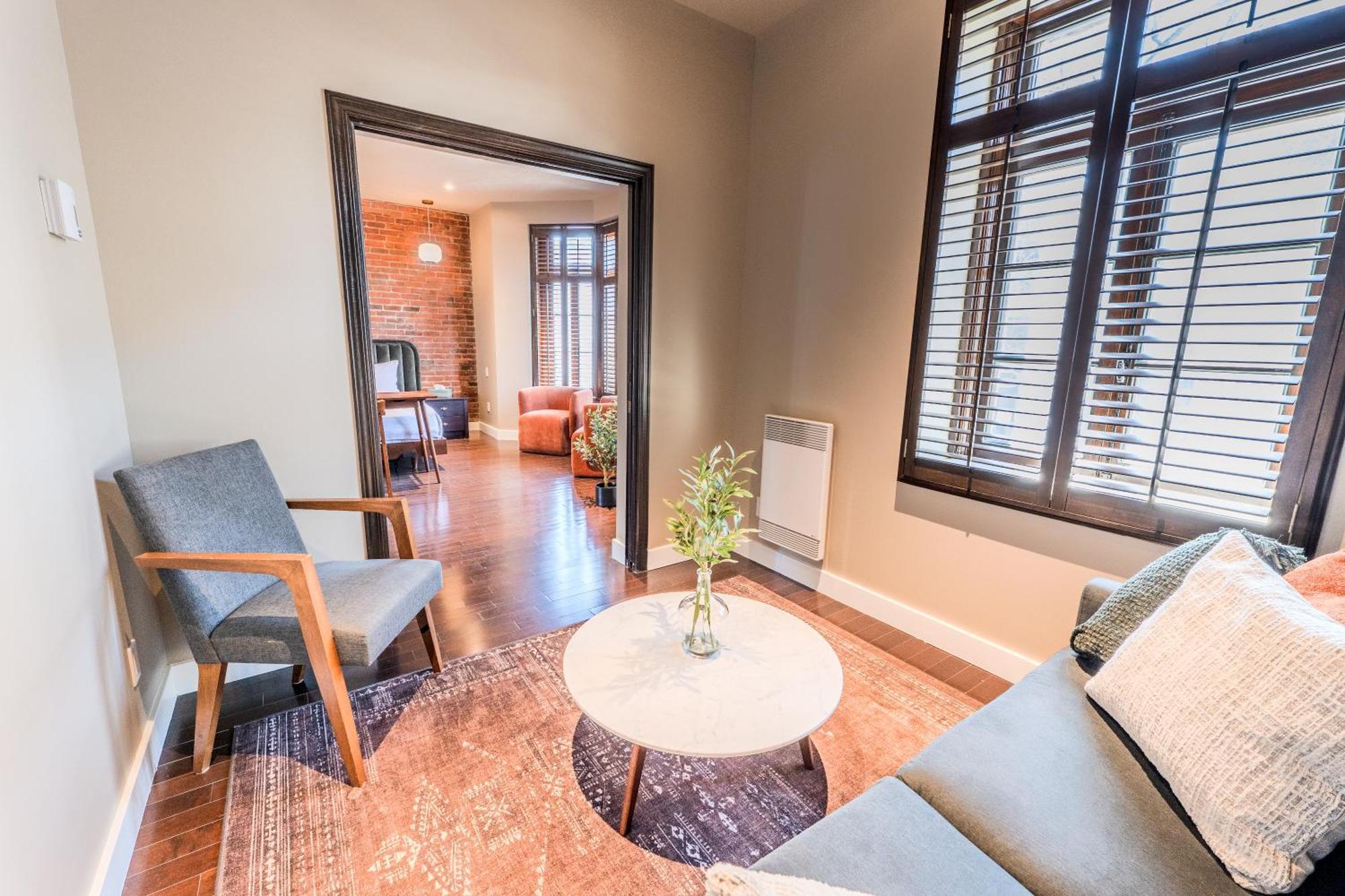 Self Check-In Boutique Hotel - Quartier Latin - Room 201 Montreal Exterior photo